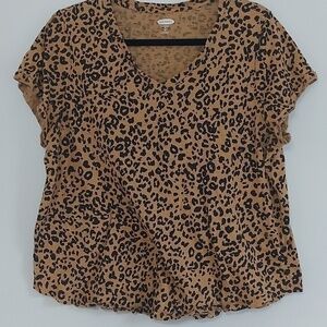 OLD navy xl cheetah print tshirt